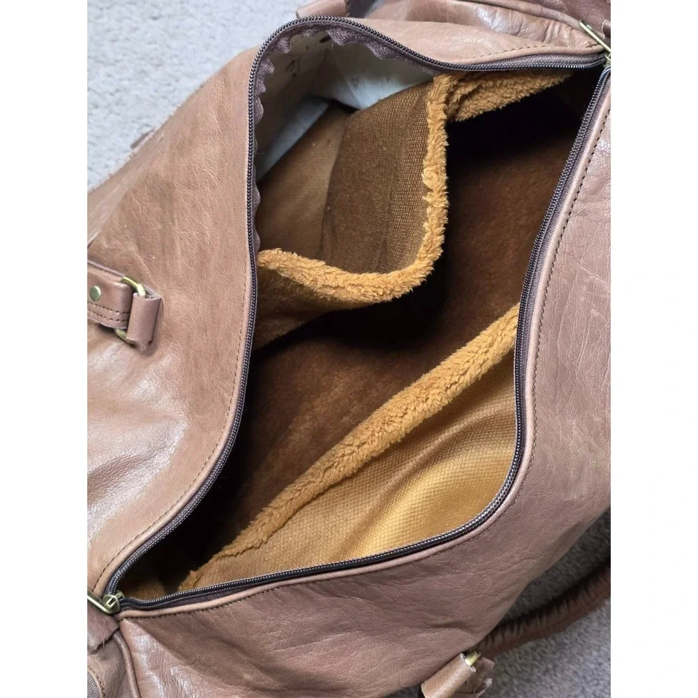 Lord And‎ Field Large Duffel Bag Brown Leather Fuzzy Lining Adjustable Travel